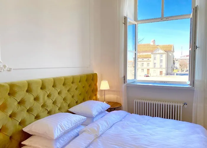 Glamour Apartment